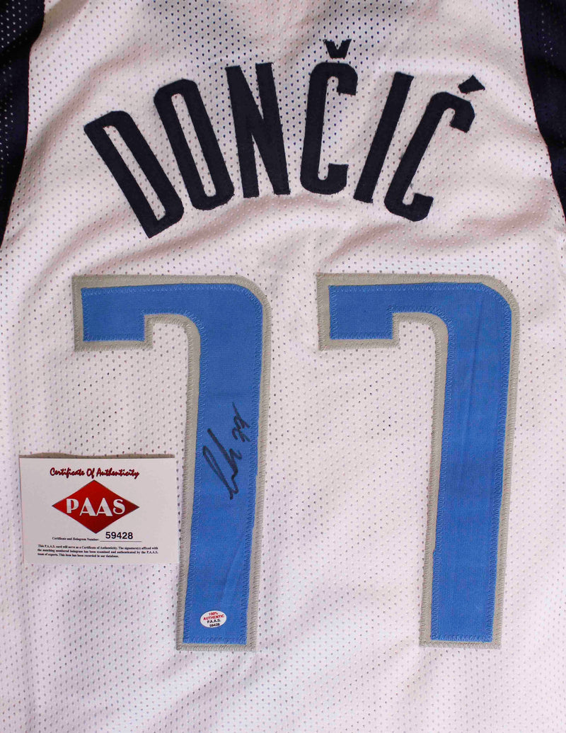 Jersey autografiado Dallas Mavericks Luka Doncic