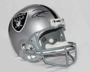 Casco autografiado Las Vegas Raiders Derek Carr